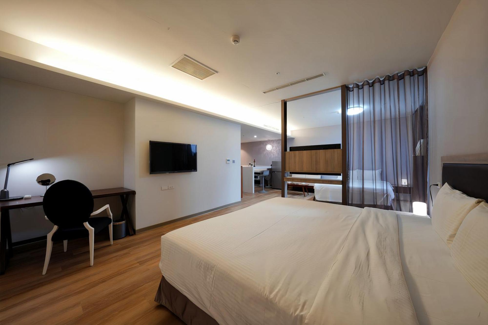 Freedom Design Hotel Luzhu Room photo