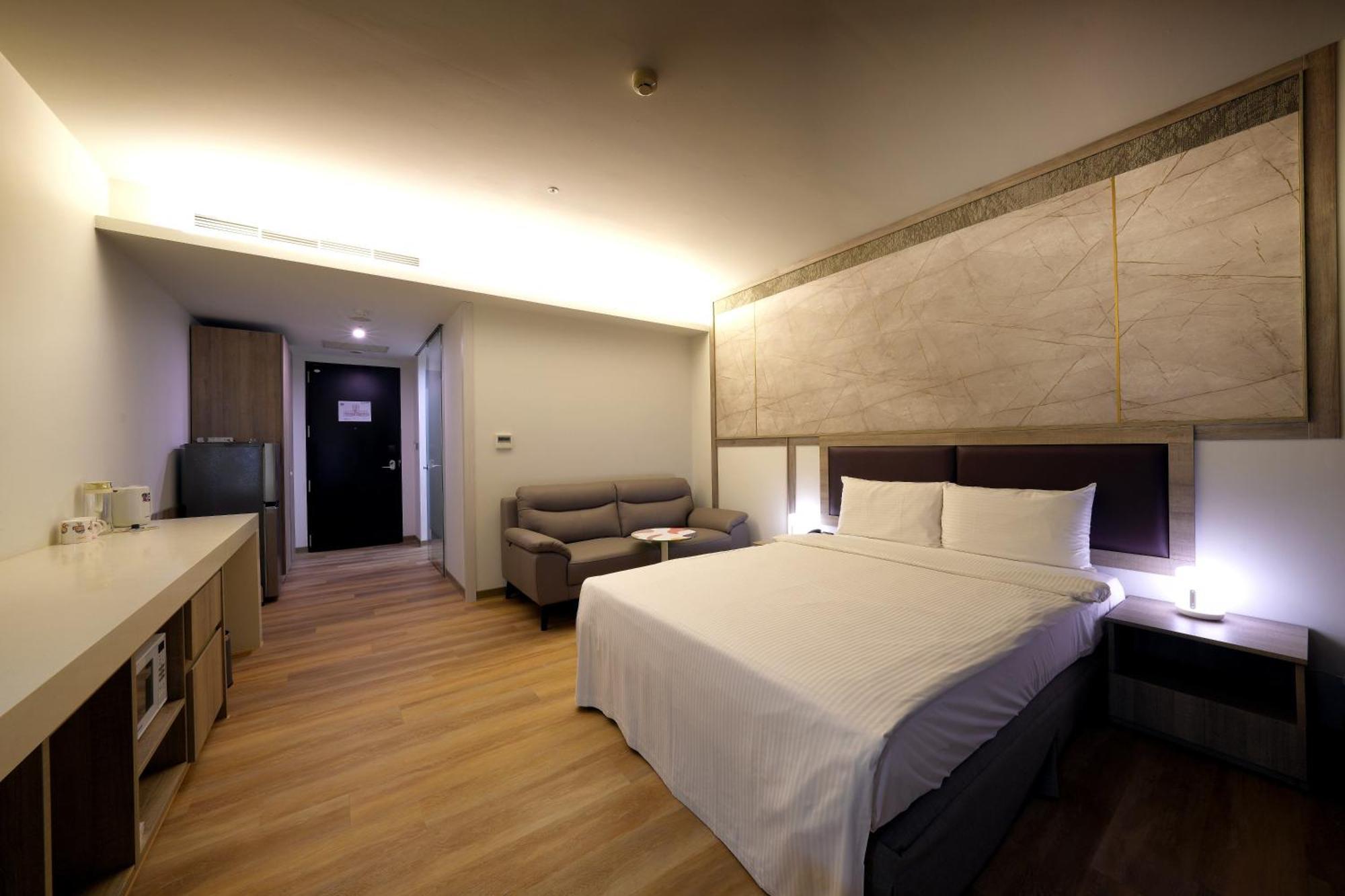 Freedom Design Hotel Luzhu Room photo