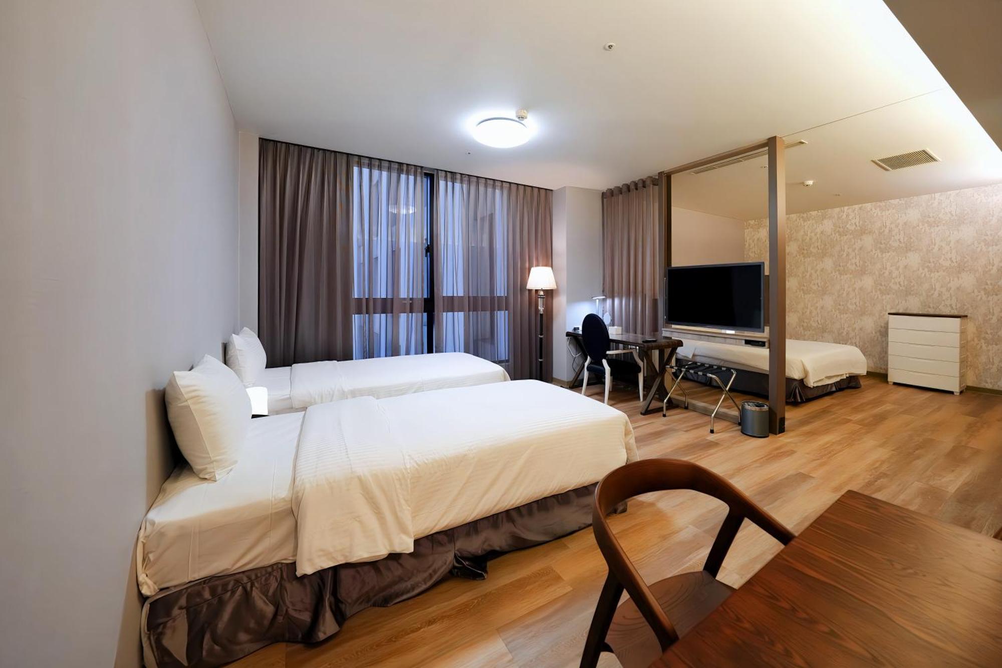 Freedom Design Hotel Luzhu Room photo